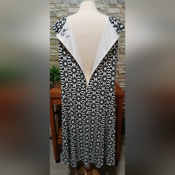 Wisp Women's Stitch Fix Printed Jersey Dress Geo Multicolor Black Blue Size 24W - Picture 3 of 6